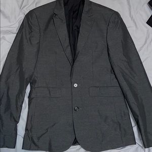Men’s grey suit jacket